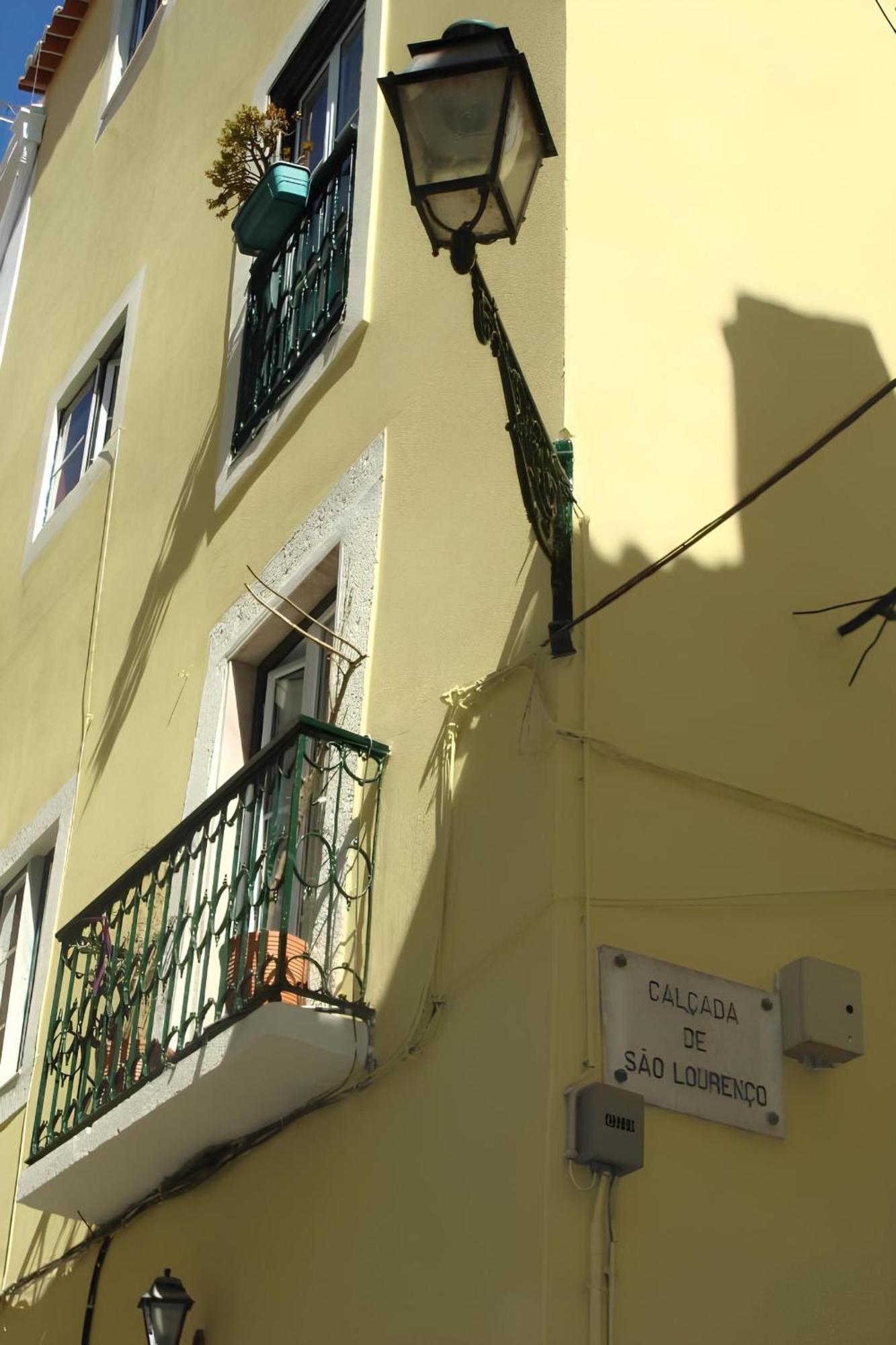 Apartamento Casa Do Castelo 2- Work Or Relax In The Historic Heart Of Lisbon! Exterior foto